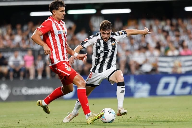 Soi kèo Almeria vs Castellon